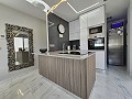 Villa met 4 slaapkamers in Villamartin in Real Estate Alicante