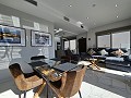 Villa met 4 slaapkamers in Villamartin in Real Estate Alicante