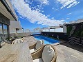 Villa met 4 slaapkamers in Villamartin in Real Estate Alicante