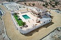 Belle villa de 4 chambres et 3 salles de bains à Pinoso. (Prix fixe) in Real Estate Alicante