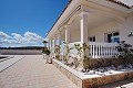 Belle villa de 4 chambres et 3 salles de bains à Pinoso. (Prix fixe) in Real Estate Alicante