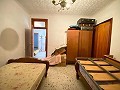 Charmant dorpshuis met 7 slaapkamers en 1 badkamer in Rodriguillo (Pinoso) in Real Estate Alicante