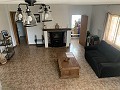 Superbe maison de campagne avec 4 chambres et terrain de 20 000 m2 in Real Estate Alicante
