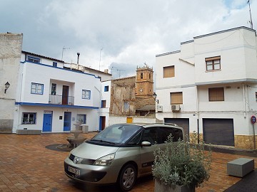 Preciosa casa adosada de 3 dormitorios y 2 baños.