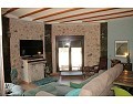 Schönes Landhaus mit 3 Schlafzimmern und 2 Badezimmern in Villena. in Real Estate Alicante