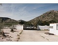 Schönes Landhaus mit 3 Schlafzimmern und 2 Badezimmern in Villena. in Real Estate Alicante