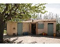 Schönes Landhaus mit 3 Schlafzimmern und 2 Badezimmern in Villena. in Real Estate Alicante