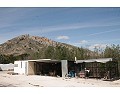 Schönes Landhaus mit 3 Schlafzimmern und 2 Badezimmern in Villena. in Real Estate Alicante