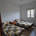 Prachtig landhuis met 3 slaapkamers en 1 badkamer in Yecla. in Real Estate Alicante