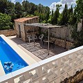 Prachtig landhuis met 3 slaapkamers en 1 badkamer in Yecla. in Real Estate Alicante