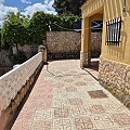 Prachtig landhuis met 3 slaapkamers en 1 badkamer in Yecla. in Real Estate Alicante