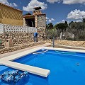 Prachtig landhuis met 3 slaapkamers en 1 badkamer in Yecla. in Real Estate Alicante