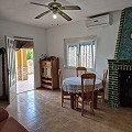 Prachtig landhuis met 3 slaapkamers en 1 badkamer in Yecla. in Real Estate Alicante