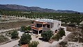 Fabelhafte, zu 70 % fertiggestellte Neubauvilla mit 7 Schlafzimmern und 4 Badezimmern zum Verkauf in Salinas. in Real Estate Alicante