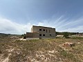 Fabelhafte, zu 70 % fertiggestellte Neubauvilla mit 7 Schlafzimmern und 4 Badezimmern zum Verkauf in Salinas. in Real Estate Alicante