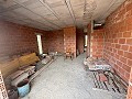 Fabelhafte, zu 70 % fertiggestellte Neubauvilla mit 7 Schlafzimmern und 4 Badezimmern zum Verkauf in Salinas. in Real Estate Alicante