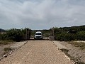 Fabelhafte, zu 70 % fertiggestellte Neubauvilla mit 7 Schlafzimmern und 4 Badezimmern zum Verkauf in Salinas. in Real Estate Alicante