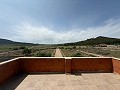 Fabelhafte, zu 70 % fertiggestellte Neubauvilla mit 7 Schlafzimmern und 4 Badezimmern zum Verkauf in Salinas. in Real Estate Alicante