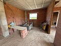 Fabelhafte, zu 70 % fertiggestellte Neubauvilla mit 7 Schlafzimmern und 4 Badezimmern zum Verkauf in Salinas. in Real Estate Alicante