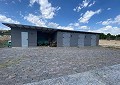 Nouvelle propriété de 3 chambres avec de fabuleuses écuries à Monovar. in Real Estate Alicante