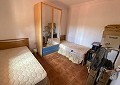 Landhuis met 3 slaapkamers, een bijgebouw met 2 slaapkamers en een studio met 1 slaapkamer in Sax. in Real Estate Alicante
