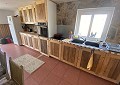 Landhuis met 3 slaapkamers, een bijgebouw met 2 slaapkamers en een studio met 1 slaapkamer in Sax. in Real Estate Alicante