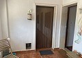 Landhuis met 3 slaapkamers, een bijgebouw met 2 slaapkamers en een studio met 1 slaapkamer in Sax. in Real Estate Alicante
