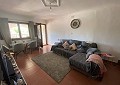 Landhuis met 3 slaapkamers, een bijgebouw met 2 slaapkamers en een studio met 1 slaapkamer in Sax. in Real Estate Alicante