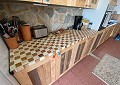 Landhuis met 3 slaapkamers, een bijgebouw met 2 slaapkamers en een studio met 1 slaapkamer in Sax. in Real Estate Alicante