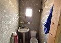 Prachtige finca in Sax met 2 slaapkamers, 1 badkamer en potentieel voor veel meer in Real Estate Alicante