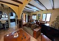 Prachtige finca in Sax met 2 slaapkamers, 1 badkamer en potentieel voor veel meer in Real Estate Alicante