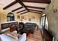 Prachtige finca in Sax met 2 slaapkamers, 1 badkamer en potentieel voor veel meer in Real Estate Alicante