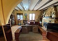 Prachtige finca in Sax met 2 slaapkamers, 1 badkamer en potentieel voor veel meer in Real Estate Alicante