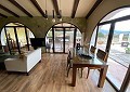 Prachtige finca in Sax met 2 slaapkamers, 1 badkamer en potentieel voor veel meer in Real Estate Alicante