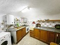 Spacieuse maison troglodyte de 230 m² avec vue sur la montagne près de Pinoso in Real Estate Alicante