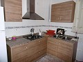 Gemütliches Landhaus mit 2 Schlafzimmern, atemberaubender Aussicht und asphaltierter Zufahrt, 11 km von Yecla in Real Estate Alicante