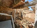 Ruina en Pinoso con suficiente terreno para construir una nueva vivienda in Real Estate Alicante