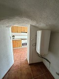 Wunderschönes Höhlenhaus mit Grundstück nur 10 Minuten von Pinoso entfernt in Real Estate Alicante
