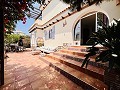 5 Schlafzimmer Villa in La Zenia in Real Estate Alicante