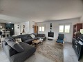 Prachtige villa met 6 slaapkamers en 5 badkamers in Pinoso. in Real Estate Alicante