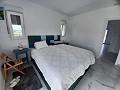 Prachtige villa met 6 slaapkamers en 5 badkamers in Pinoso. in Real Estate Alicante