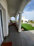Prachtige villa met 6 slaapkamers en 5 badkamers in Pinoso. in Real Estate Alicante