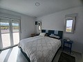Prachtige villa met 6 slaapkamers en 5 badkamers in Pinoso. in Real Estate Alicante