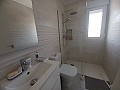 Prachtige villa met 6 slaapkamers en 5 badkamers in Pinoso. in Real Estate Alicante