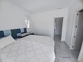 Prachtige villa met 6 slaapkamers en 5 badkamers in Pinoso. in Real Estate Alicante