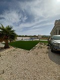 Prachtige villa met 6 slaapkamers en 5 badkamers in Pinoso. in Real Estate Alicante