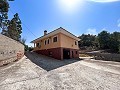 Wonderful Country House with Incredible Mountain Views in Petrer in Real Estate Alicante