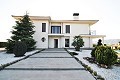 Prachtige villa met 4 slaapkamers en 2 badkamers in Villena. in Real Estate Alicante
