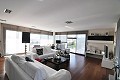 Prachtige villa met 4 slaapkamers en 2 badkamers in Villena. in Real Estate Alicante