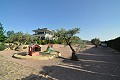 Prachtige villa met 4 slaapkamers en 2 badkamers in Villena. in Real Estate Alicante
